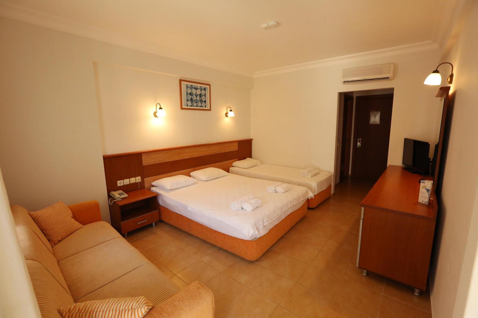 Mavruka Hotel โอลลุนเดนิซ ภายนอก รูปภาพ